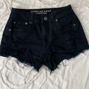 black stretchy american eagle shorts